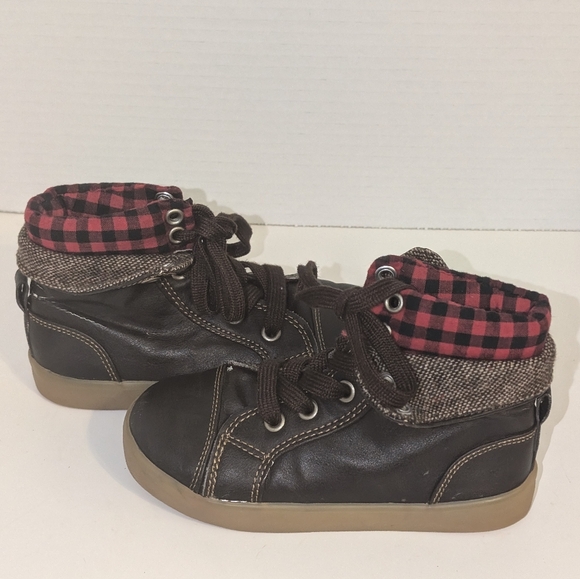 GAP Little Boys Ankle Boots with Plaid Red and Black Ankle Feature Size 9 - Picture 2 of 10